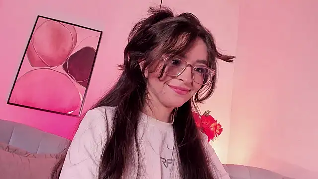 Snapshot of Eva_Macalliter chatting on March 27, 2026, 8:26 am Eva Macalliter online show from March 27, 2026, 8:26 am