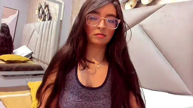 Snapshot of Eva_Macalliter chatting on December 14, 2025, 3:57 am Eva Macalliter online show from December 14, 2025, 3:57 am