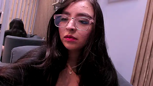 Snapshot of Eva_Macalliter chatting on October 25, 2025, 3:49 am Eva Macalliter online show from October 25, 2025, 3:49 am