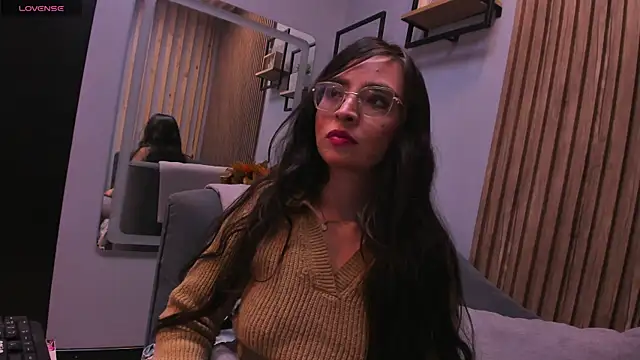 Snapshot of Eva_Macalliter chatting on November 21, 2025, 4:11 am Eva Macalliter online show from November 21, 2025, 4:11 am