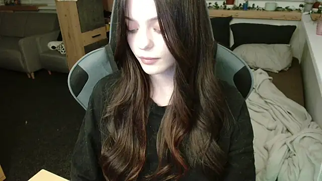 juice-peach online show from March 22, 2025, 10:04 pm