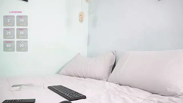 Snapshot of imcoltonalvin chatting on February 19, 2025, 2:55 am imcoltonalvin online show from February 19, 2025, 2:55 am