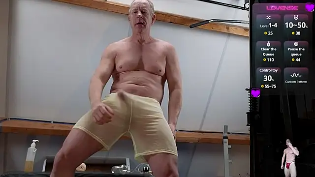 libo horny muscles online show from December 28, 2024, 9:09 am