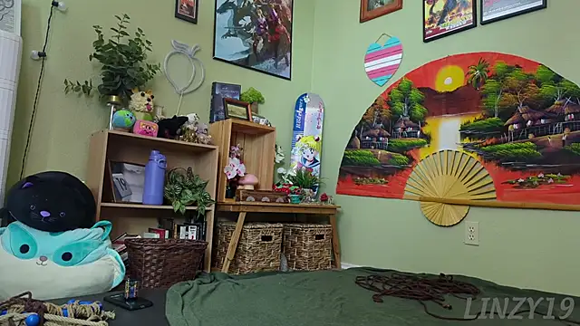 Linzy 19 online show from February 22, 2025, 9:48 pm