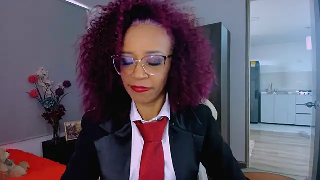 ScarlettMalbec online show from February 9, 2026, 9:35 pm