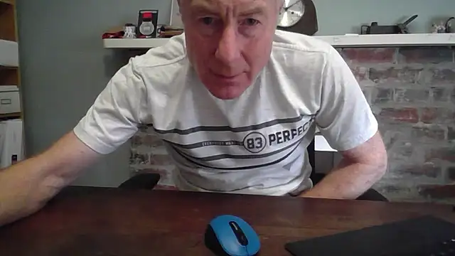 Snapshot of jiggy77777 chatting on December 6, 2024, 3:02 am jiggy77777 online show from December 6, 2024, 3:02 am