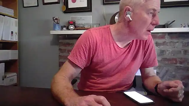 Snapshot of jiggy77777 chatting on December 16, 2024, 10:24 pm jiggy77777 online show from December 16, 2024, 10:24 pm