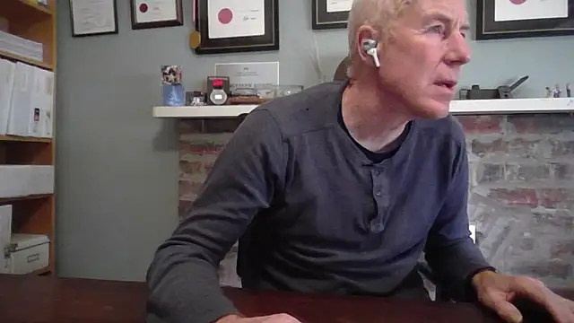 Snapshot of jiggy77777 chatting on December 10, 2024, 10:58 pm jiggy77777 online show from December 10, 2024, 10:58 pm