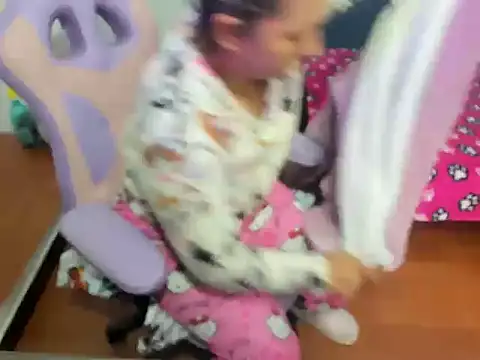 daleska ayala 1 online show from November 2, 2025, 4:12 pm