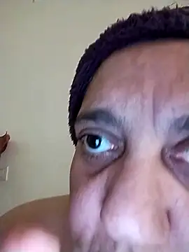 BustyBabyOfficial online show from October 28, 2025, 2:27 pm