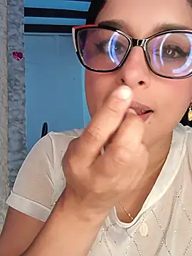 Snapshot of Alizon_1 chatting on July 25, 2026, 7:31 pm Alizon 1 online show from July 25, 2026, 7:31 pm