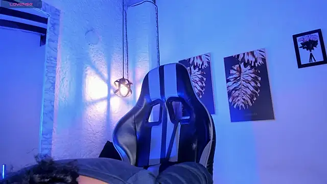 Alizon 1 online show from November 8, 2025, 7:50 pm