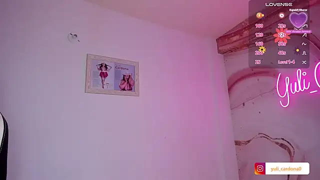 YuliCardona  online show from January 16, 2026, 4:22 pm