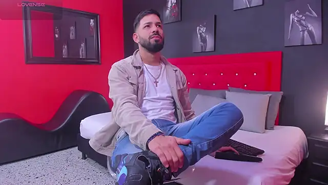 Thiagogomez online show from December 18, 2025, 12:20 pm