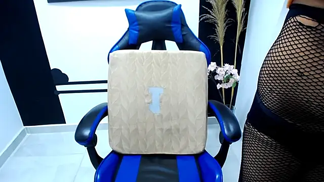 Snapshot of nastahabigcock chatting on October 8, 2025, 12:39 pm nastahabigcock online show from October 8, 2025, 12:39 pm