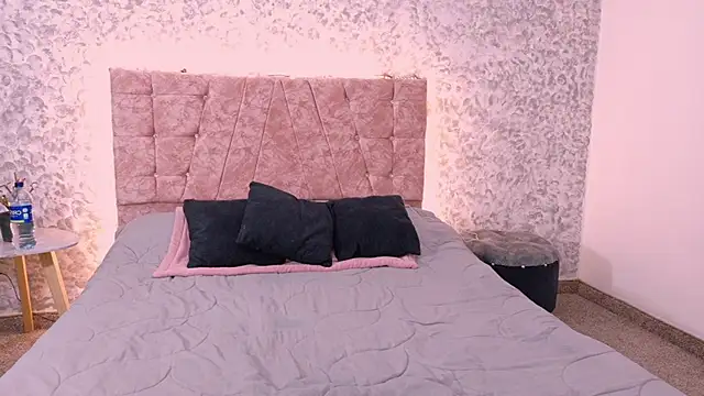 Snapshot of andre_queen09 chatting on October 21, 2025, 10:09 pm andre queen09 online show from October 21, 2025, 10:09 pm