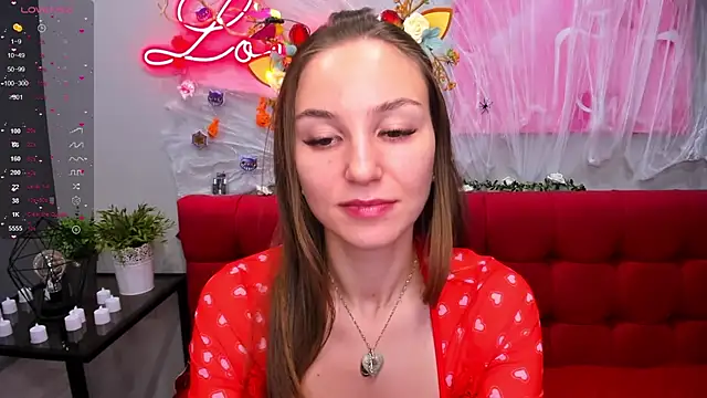 Snapshot of Inna_Lovely chatting on October 28, 2025, 1:28 am Inna Lovely online show from October 28, 2025, 1:28 am