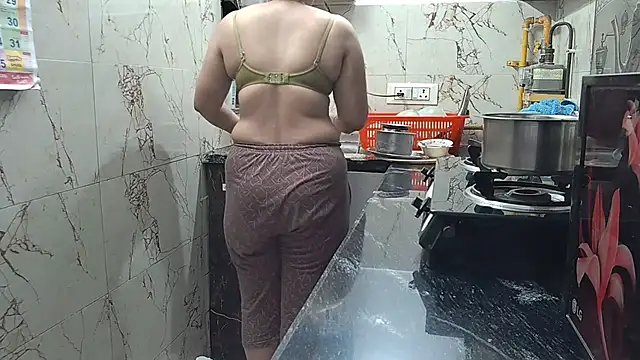 bhabhisexxy 880 online show from July 24, 2026, 3:46 am