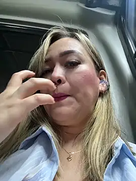 Snapshot of Danielavegax chatting on October 28, 2025, 11:47 pm Danielavegax online show from October 28, 2025, 11:47 pm