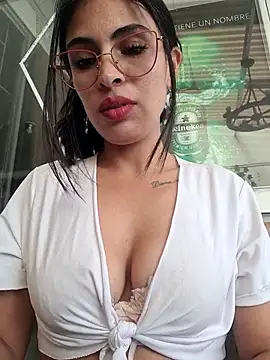 Astrid-- online show from April 29, 2026, 7:09 pm
