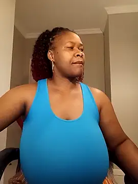 bustylisa1983 online show from April 24, 2026, 5:31 am