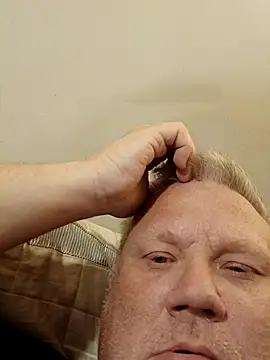 Snapshot of Jbirdb48 chatting on November 10, 2025, 11:04 am Jbirdb48 online show from November 10, 2025, 11:04 am