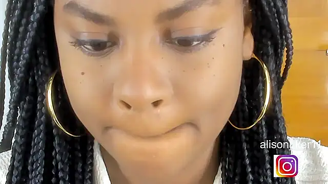 Snapshot of alison-ker3 chatting on March 12, 2026, 7:12 am alison-ker3 online show from March 12, 2026, 7:12 am