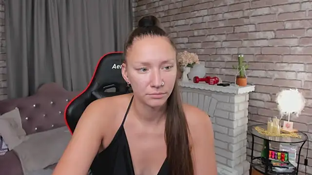 Snapshot of SarahCoksss chatting on March 20, 2026, 12:55 am SarahCoksss online show from March 20, 2026, 12:55 am