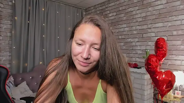 Snapshot of SarahCoksss chatting on March 1, 2026, 7:19 am SarahCoksss online show from March 1, 2026, 7:19 am