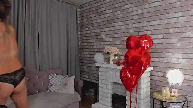 Snapshot of SarahCoksss chatting on March 12, 2026, 12:49 am SarahCoksss online show from March 12, 2026, 12:49 am