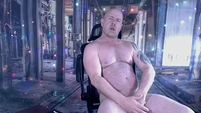 ManlyPrisonGuy online show from December 18, 2025, 11:14 am