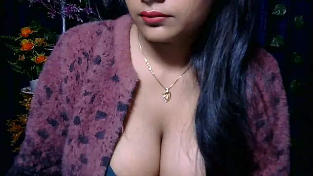 sexy-simmy online show from November 26, 2025, 7:03 pm