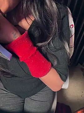 sexy-simmy online show from February 1, 2026, 6:17 pm