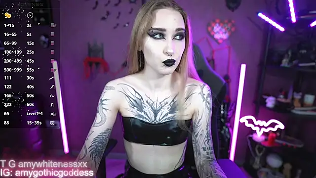 Snapshot of amywhitenessxx chatting on May 17, 2026, 11:10 am amywhitenessxx online show from May 17, 2026, 11:10 am