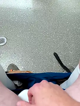 Snapshot of Jackauff69 chatting on December 15, 2025, 11:31 pm Jackauff69 online show from December 15, 2025, 11:31 pm