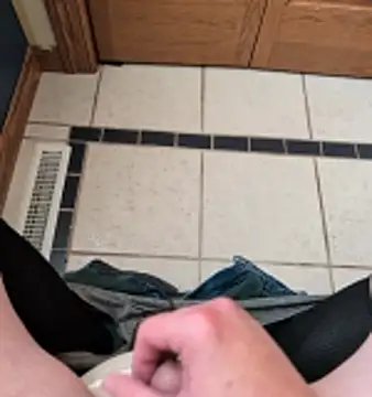 Snapshot of Jackauff69 chatting on November 28, 2025, 5:24 pm Jackauff69 online show from November 28, 2025, 5:24 pm