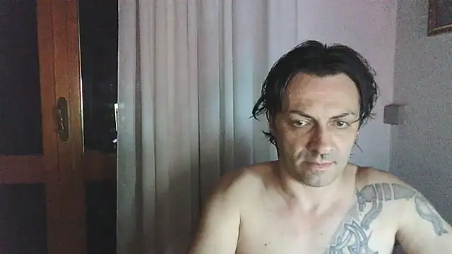 Snapshot of ciame78 chatting on October 19, 2025, 8:11 pm ciame78 online show from October 19, 2025, 8:11 pm