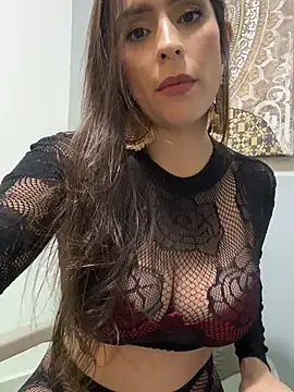 Snapshot of Mau_White chatting on July 26, 2026, 1:01 am Mau White online show from July 26, 2026, 1:01 am