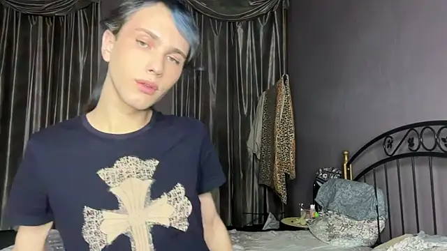 Snapshot of fcherthth chatting on December 14, 2025, 4:34 pm fcherthth online show from December 14, 2025, 4:34 pm