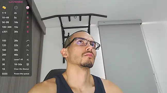 russthiago online show from February 12, 2025, 3:49 pm