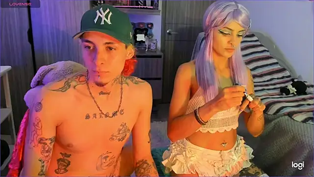Snapshot of badeyes_crazygoat chatting on April 17, 2026, 11:51 pm badeyes crazygoat online show from April 17, 2026, 11:51 pm