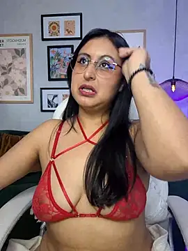 Amber gold  online show from March 3, 2025, 5:41 pm
