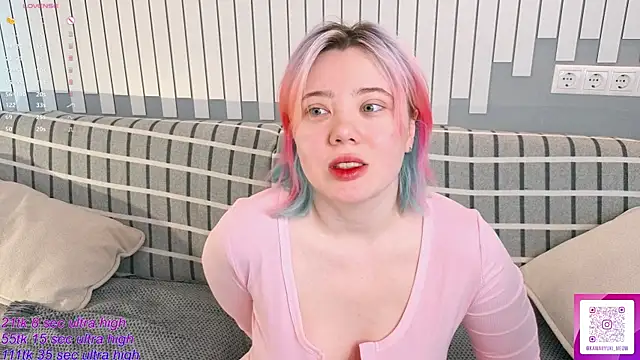   KawaiiYuki   online show from March 27, 2026, 7:28 am