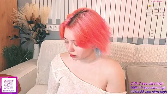   KawaiiYuki   online show from December 5, 2025, 6:34 am