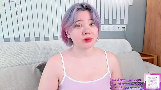 Snapshot of __KawaiiYuki__ chatting on April 27, 2026, 4:10 am KawaiiYuki online show from April 27, 2026, 4:10 am