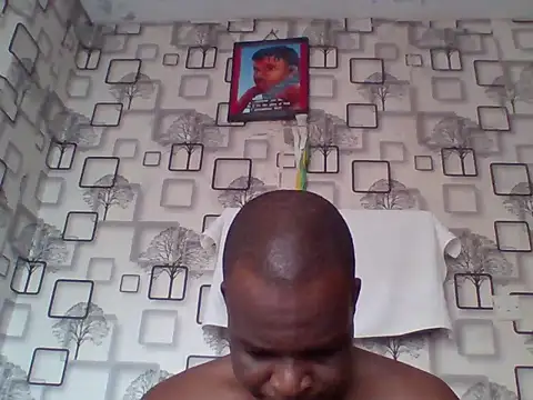 Snapshot of Chumba_001 chatting on May 11, 2026, 4:47 am Chumba 001 online show from May 11, 2026, 4:47 am