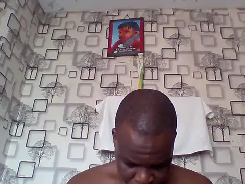 Snapshot of Chumba_001 chatting on May 16, 2026, 5:39 am Chumba 001 online show from May 16, 2026, 5:39 am
