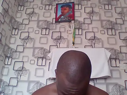 Snapshot of Chumba_001 chatting on August 3, 2026, 9:04 am Chumba 001 online show from August 3, 2026, 9:04 am
