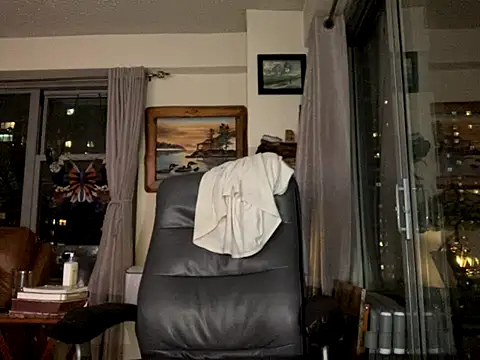 ThickDick Daddy online show from October 13, 2025, 12:01 am