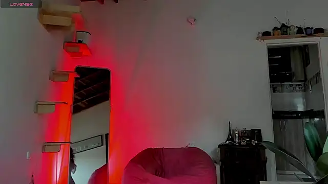 Rainbow leia online show from March 1, 2026, 6:52 pm